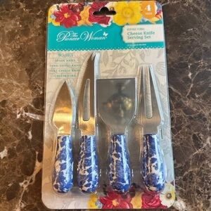 The Pioneer Women Heritage Blue Floral Cheese Knife Serving Set 4 pieces